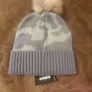 Express cameo colored hat
